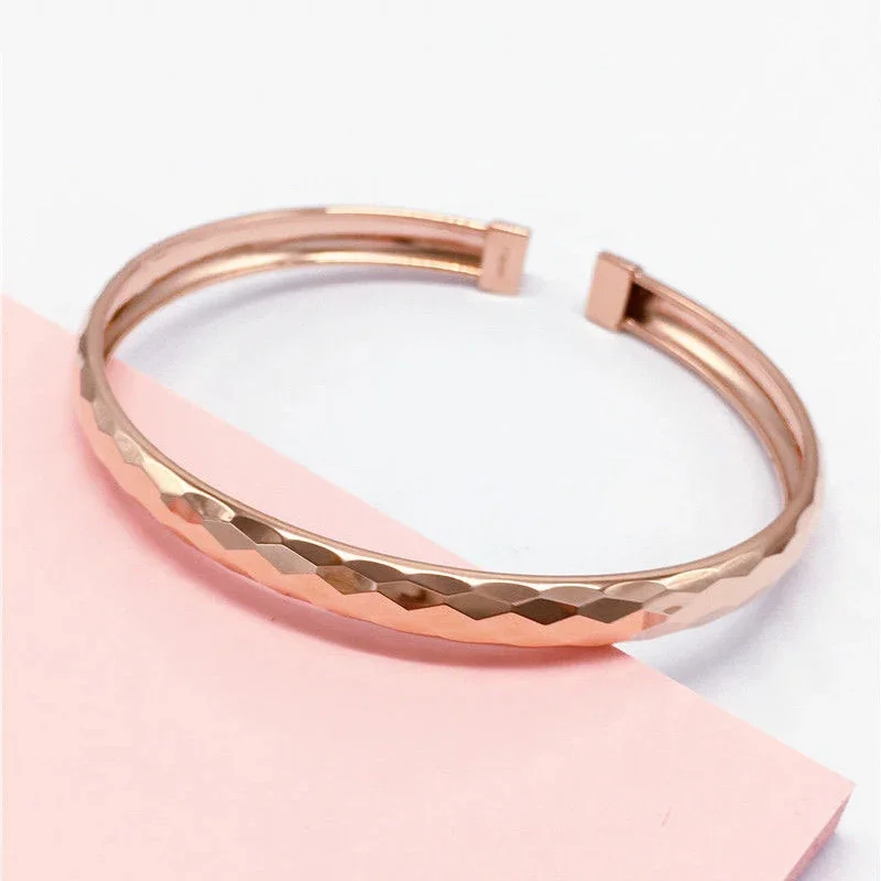 Classic smooth copper plated rose gold engraved prismatic oval bracelet for women opening charm simple bangles banquet jewelry