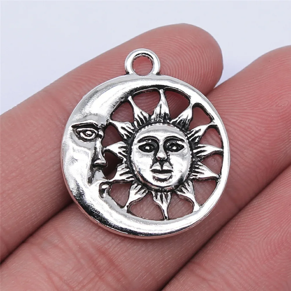 20 pcs / lot Sun Pendant Charms Warna Perak Antik Sun Charms Jewelry DIY Sun Charms Untuk Pembuatan Gelang