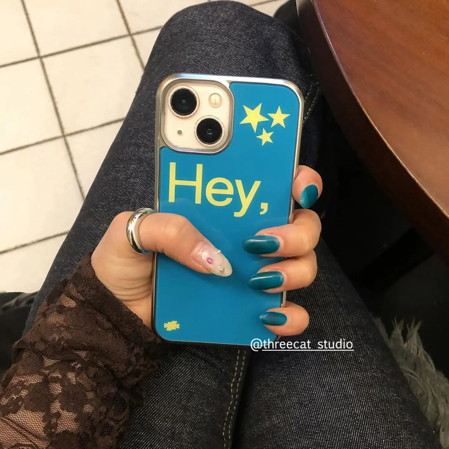 Blue Background Yellow Star "Hey" Electroplated Drip Glue Phone Case For iPhone 17 Air 16 Pro Max 15 14 Plus 13 12 11 Back Cover