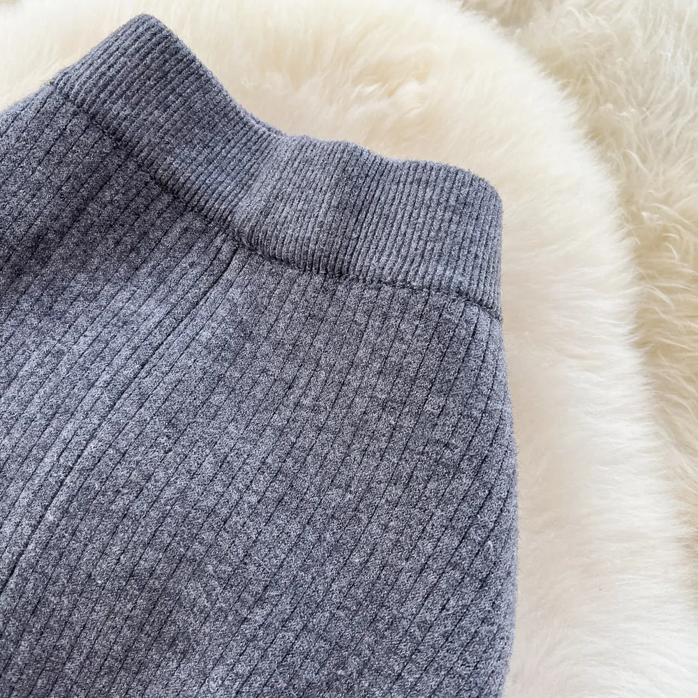 Karofi Thermo-gefütterte Strickleggings für Damen, hohe Taille, warme, mit Fleece gefütterte Stretch-Ripp-Hose, weiche, dünne Winterhose P309 – Detail 4