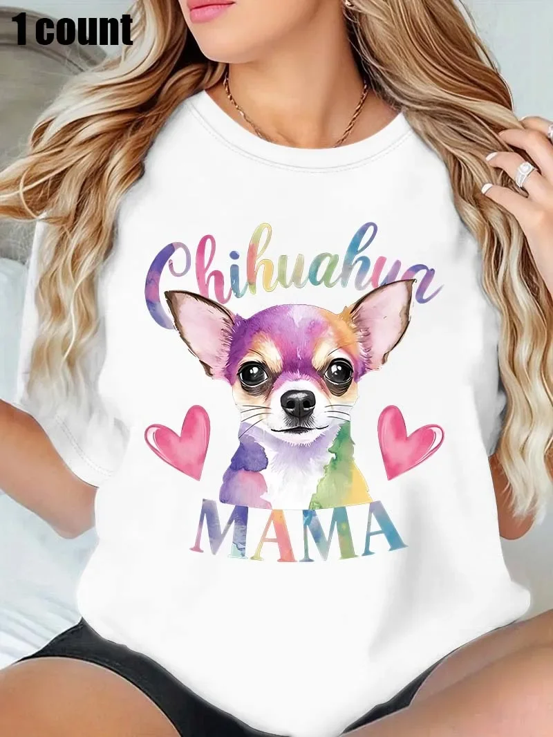 بالإضافة إلى - تي شيرت أبيض برقبة دائرية - قميص مع تشيهواهوا - ماما - طباعة تحت عنوان: حيوان أليف - محب وملون - مصمم