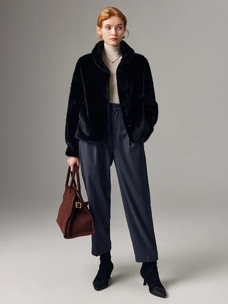 Faux Mink Fleece Fur Integrated Coat Women's Short Small 2026 Winter New Temperament High-end Imitation Fur Coat