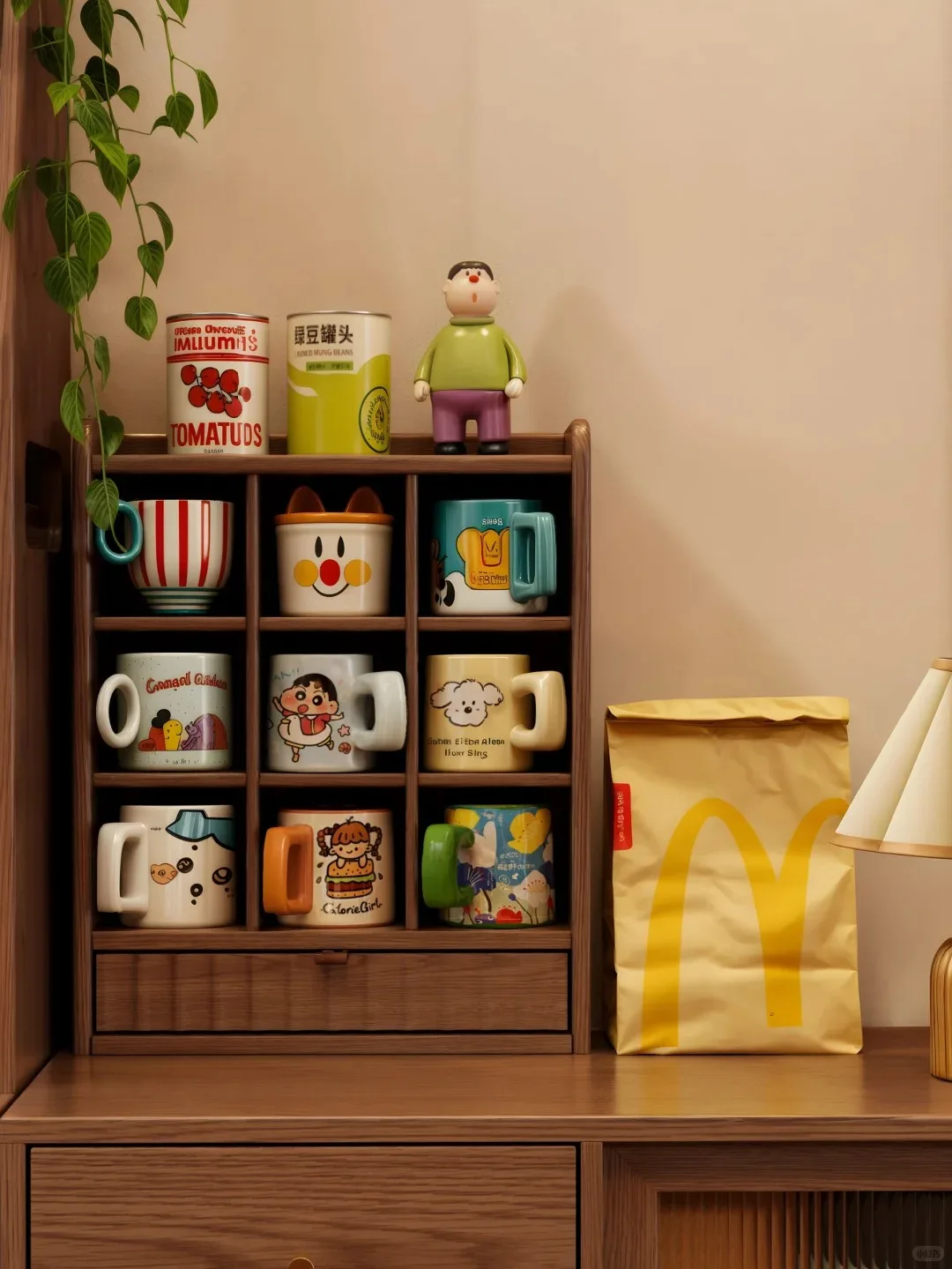 

Solid wood cup holder, plaid, coffee, mug, storage rack, tabletop, display