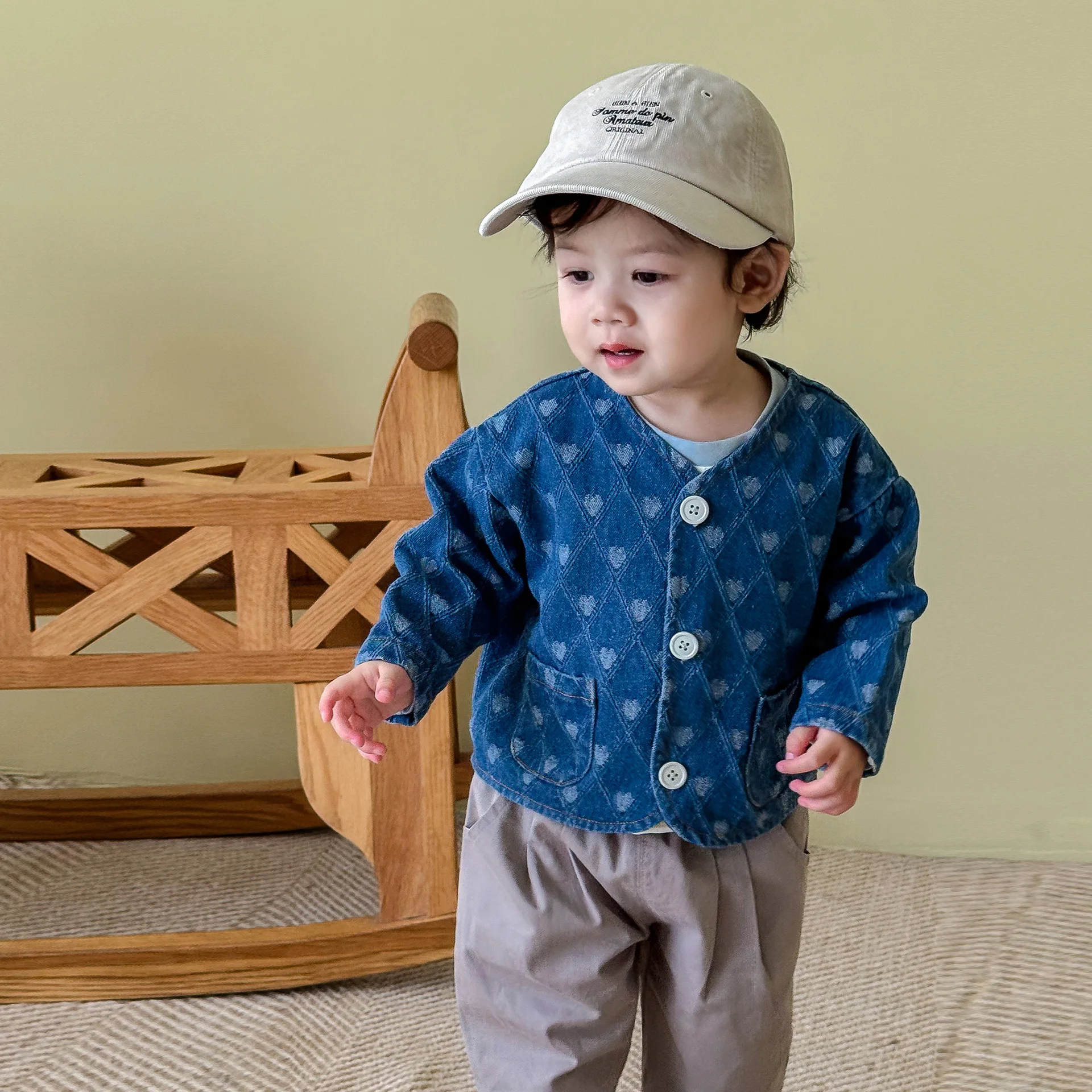 

2025 New Autumn Children's Denim Clothes Girls Full Edition Jacquard Star Coat Baby Autumn Tops