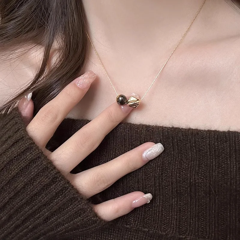 Tiger Eye Pendant Necklace Golden Long Sweater Style Chic Classy Premium for Ladies Office Casual Party Accessory