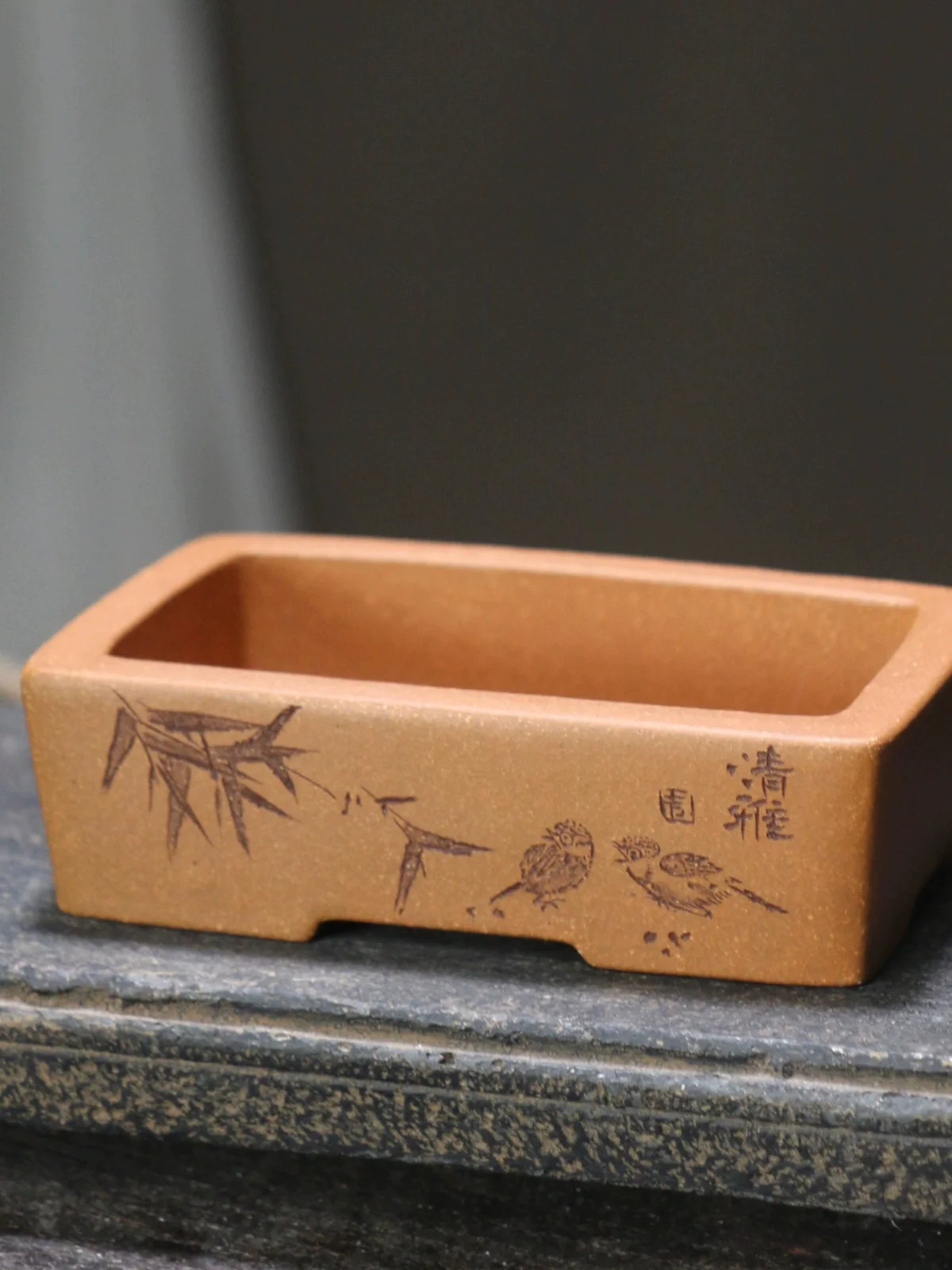 Ceramic Handmade Carved Sparrow Bird Pottery, Bonsai Pot, Chinese Pattern, Cubicles, Desk, Office Table, Garden Decoration