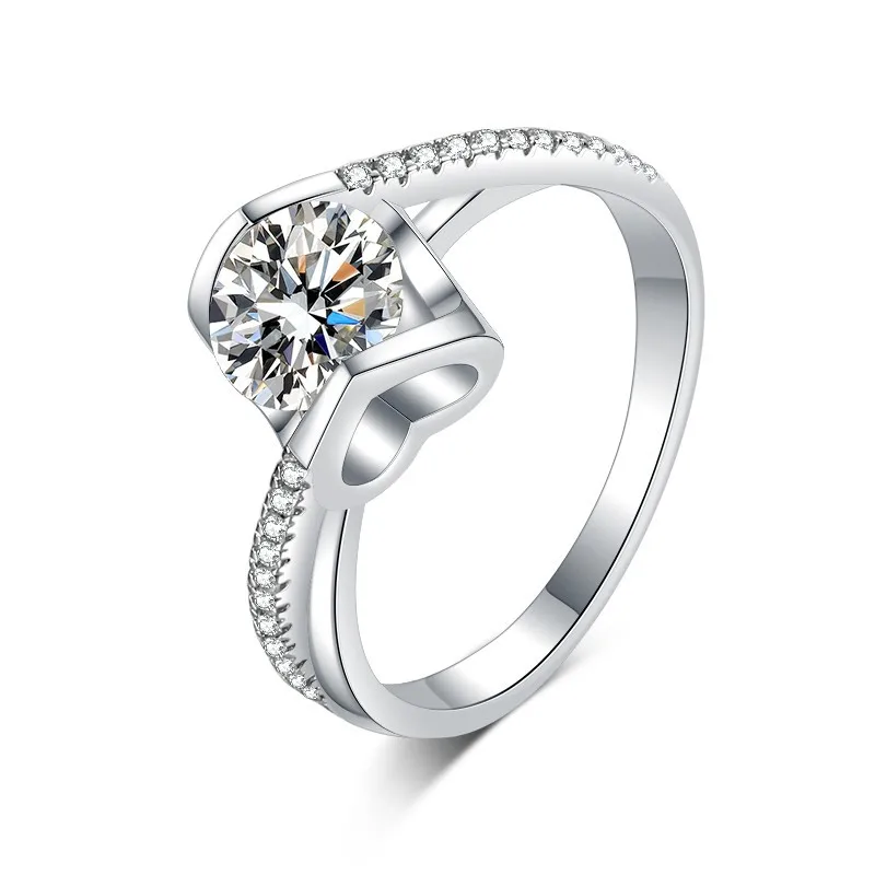 

2Ct Moissanite Women's Angel's Kiss Ring PT950 Platinum Premium Texture Pure Personality Essential for High-End Galas