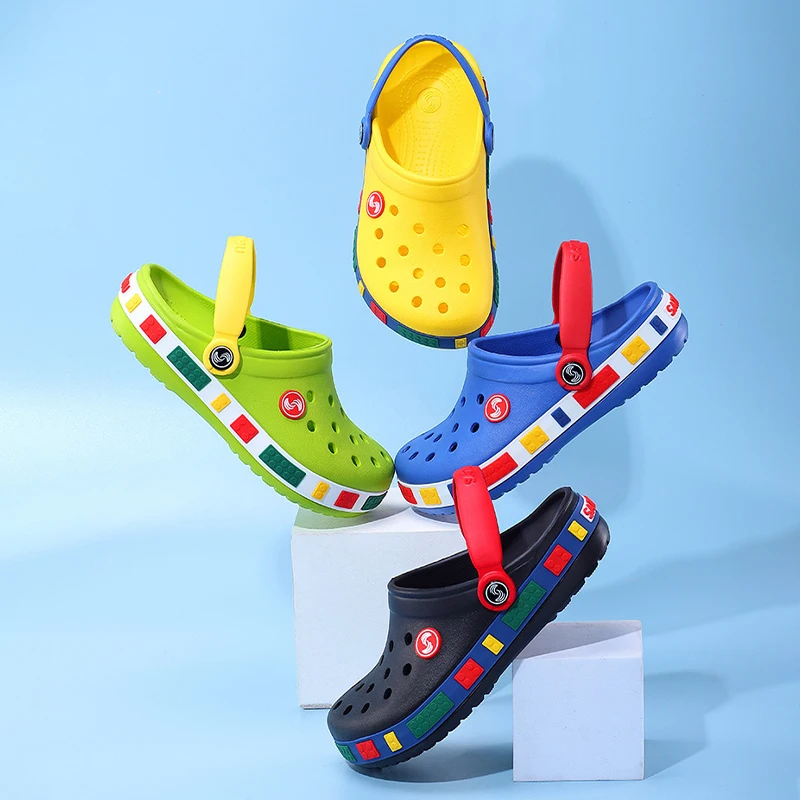 Cute Summer Hole Shoes kids Non-Slip Children's Beach Slippers Outdoor Sandals Soft Bottom Garden Slippers EVA Baotou Clogs