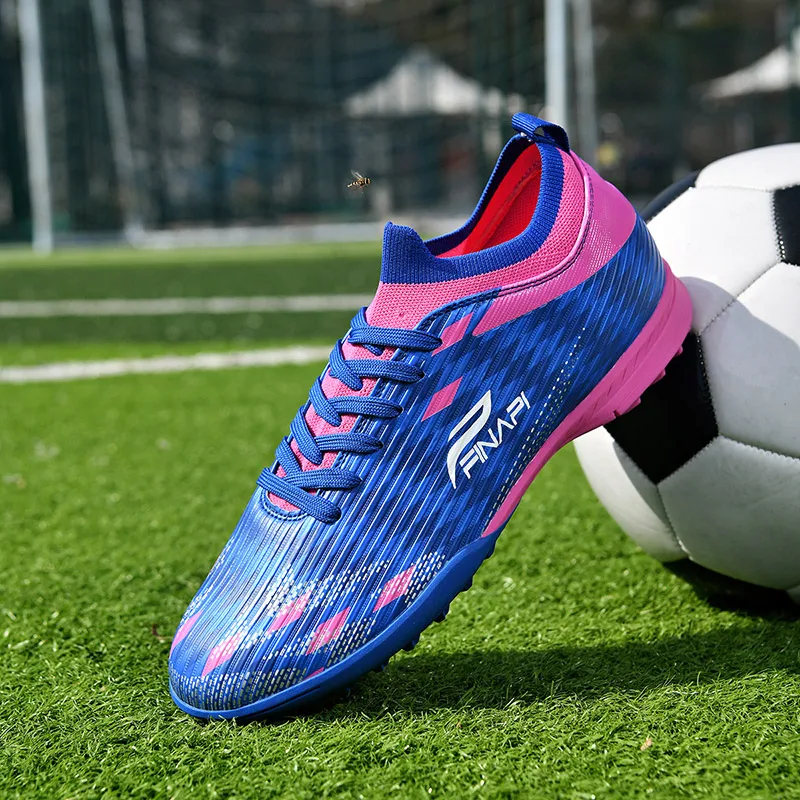 ユニセックスティーンターフサッカーシューズブロークンスパイク耐摩耗性ソール軽量柔軟なサッカーブーツ屋外競技トレーニング