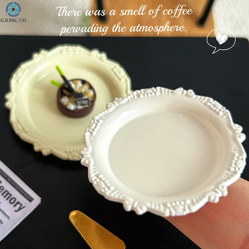 ชุดของเล่นตุ๊กตา 3 ชิ้น/ชุด จานขนมจิ๋วสำหรับบ้านตุ๊กตา ถาดแกะสลักสไตล์เรโทรขนาดเล็ก ของเล่นครัวสำหรับตุ๊กตา