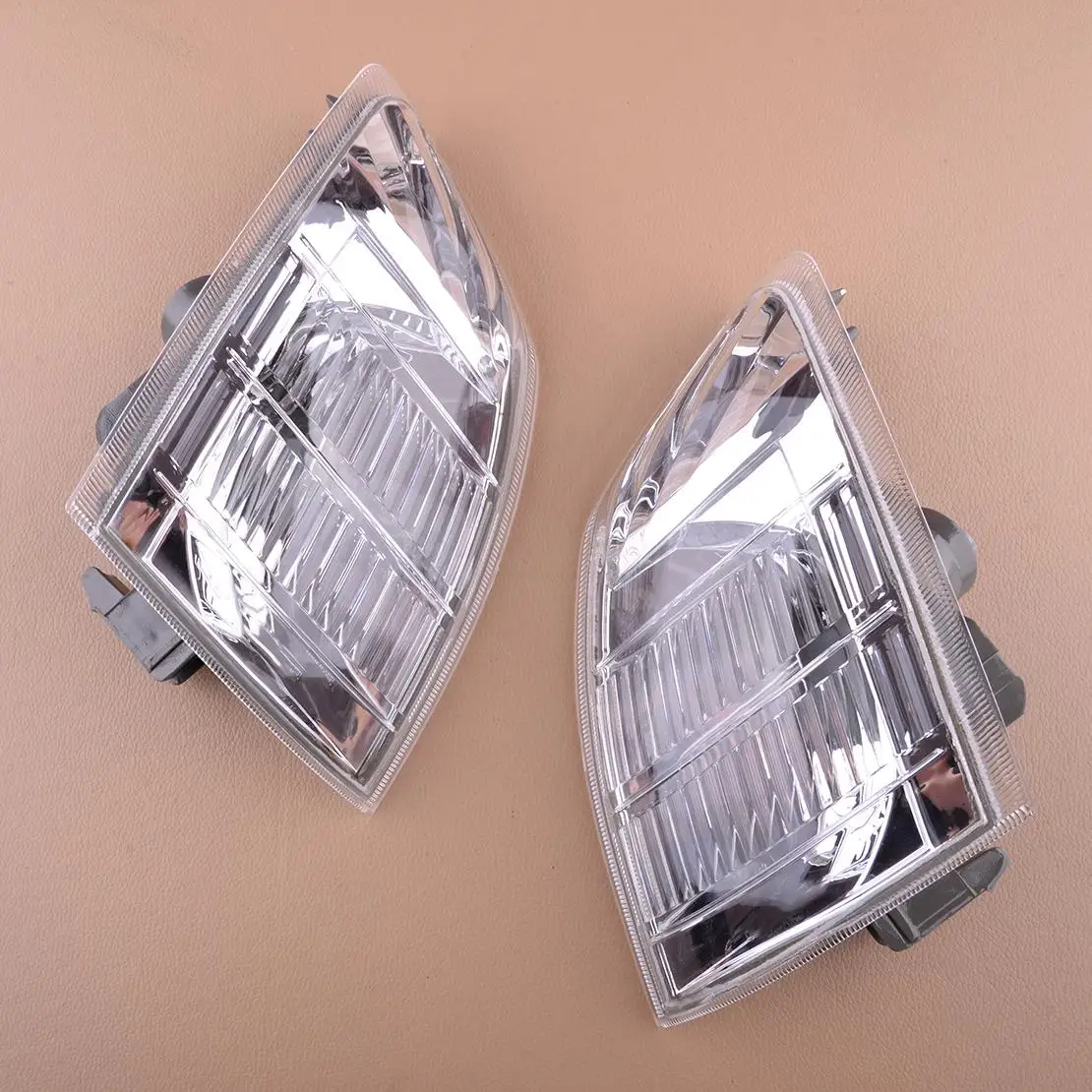 

1 пара передних угловых указателей поворота, подходит для Nissan X-TRAIL XTRAIL T30 2001-2007