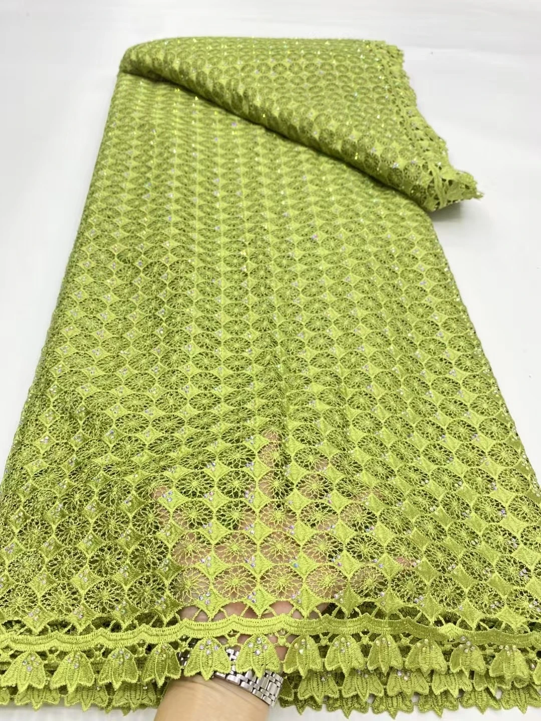 

2025 африканская нигерийская высококачественная вышивка с блестками, тюль, кружевная ткань, гипюровые бусины для выпускных платьев, хлопок, 5 ярдов DP0392