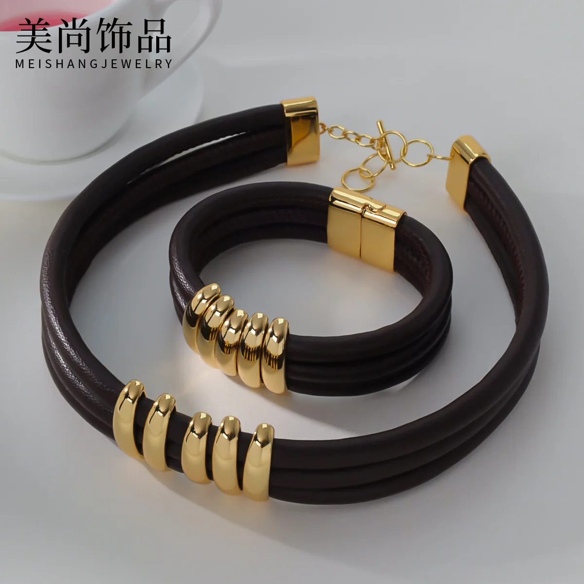 New Maillard niche design fashionable temperament high-grade leather necklace bracelet women light luxury elegant accessories