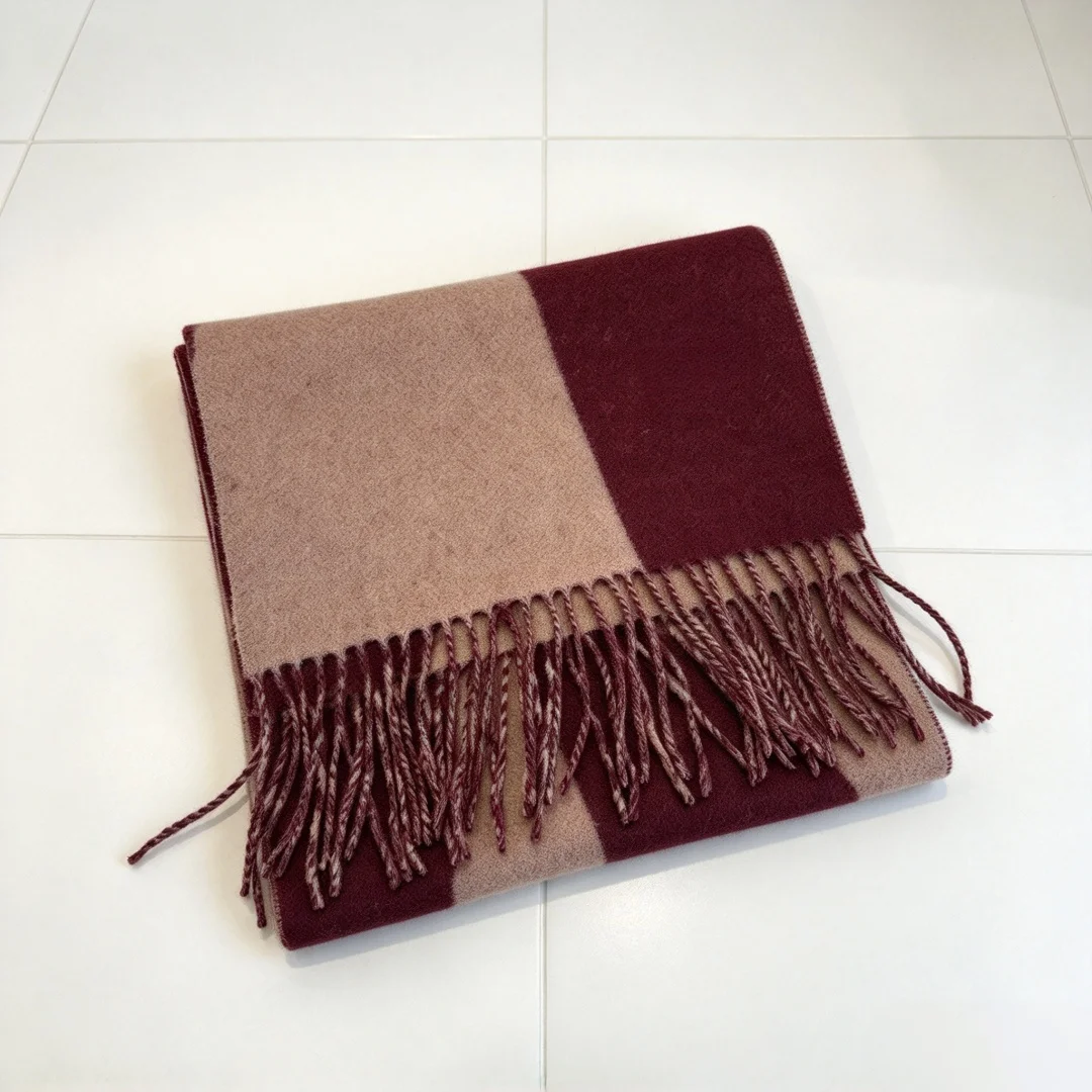 Luxury Brand Shawl Neck Warmer Unisex Soft Scarf Fashion Scarf 30*180cm Minimalist Versatile Handmade Premium Ideal for Gifting