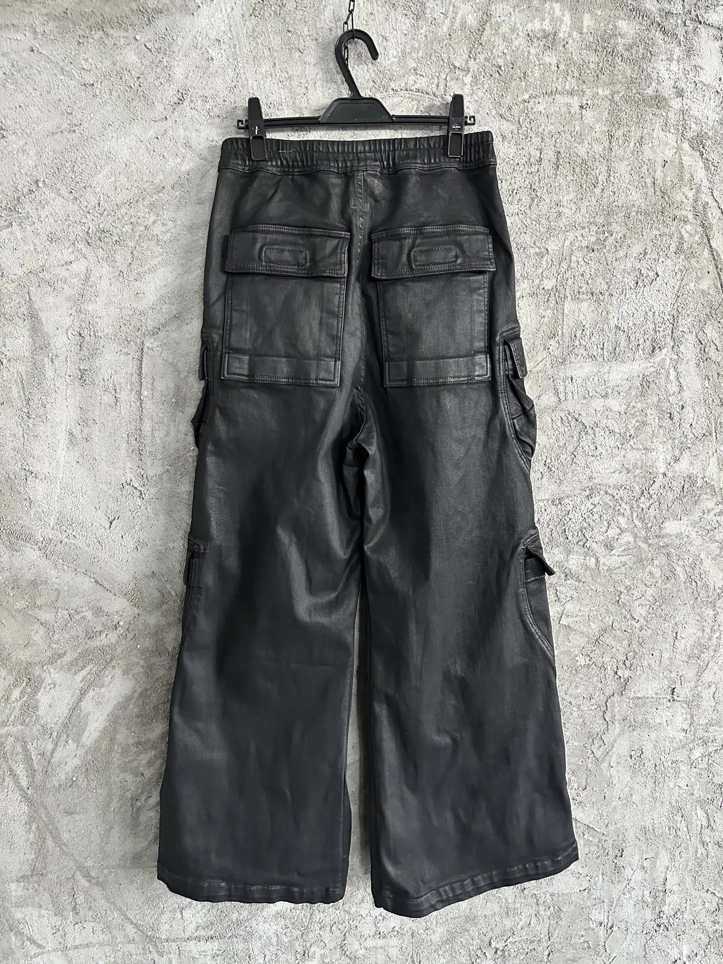Dark VMen‘s Oil wax Jeans Oversized Denim Gothic Men Coated Casual Trousers High Street Loose Solid Designer luxury Pants