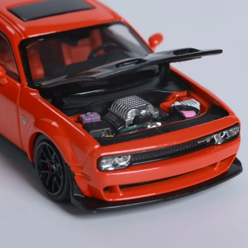 

SH 1:64 Dodge SRT Hellcat open cover Simulation Alloy Car Model Collection