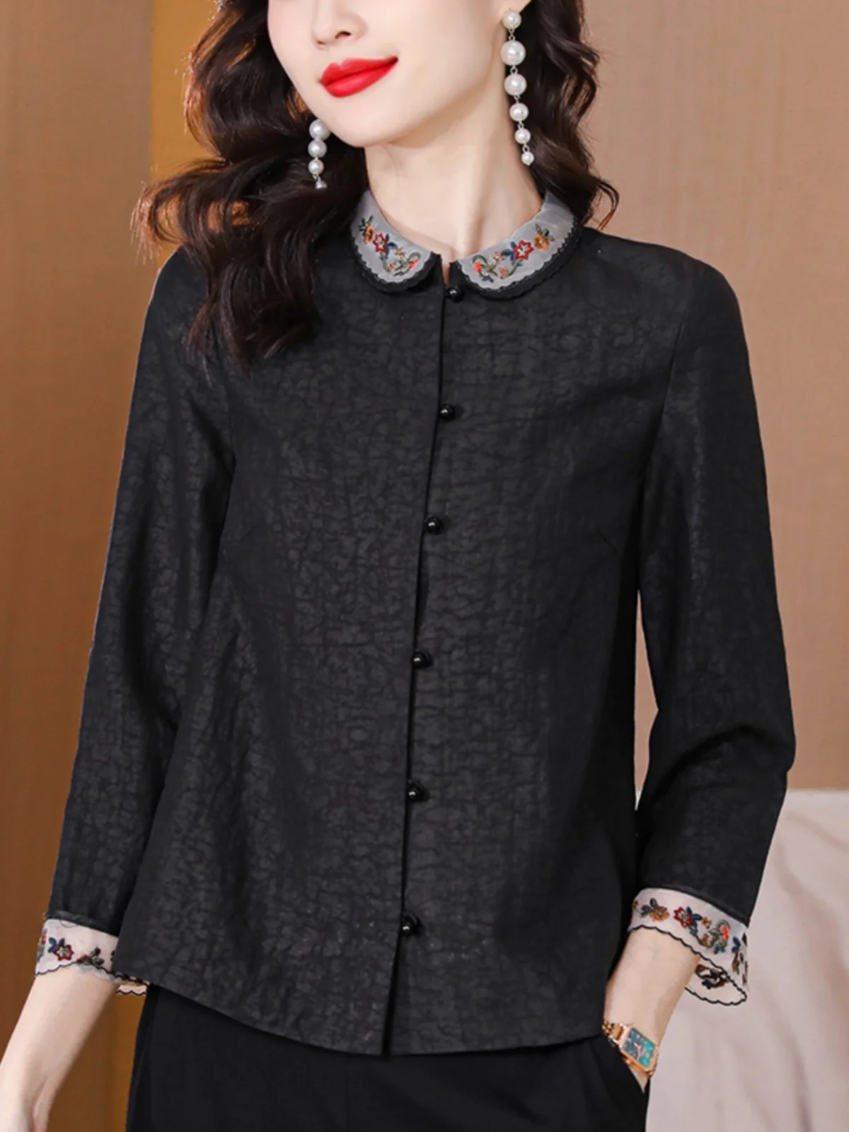 Versatile Long Sleeve Chinese Style Shirt for Women Elegant Base Layer Top Fashionable Mommy High Collar Loose Fit Printed