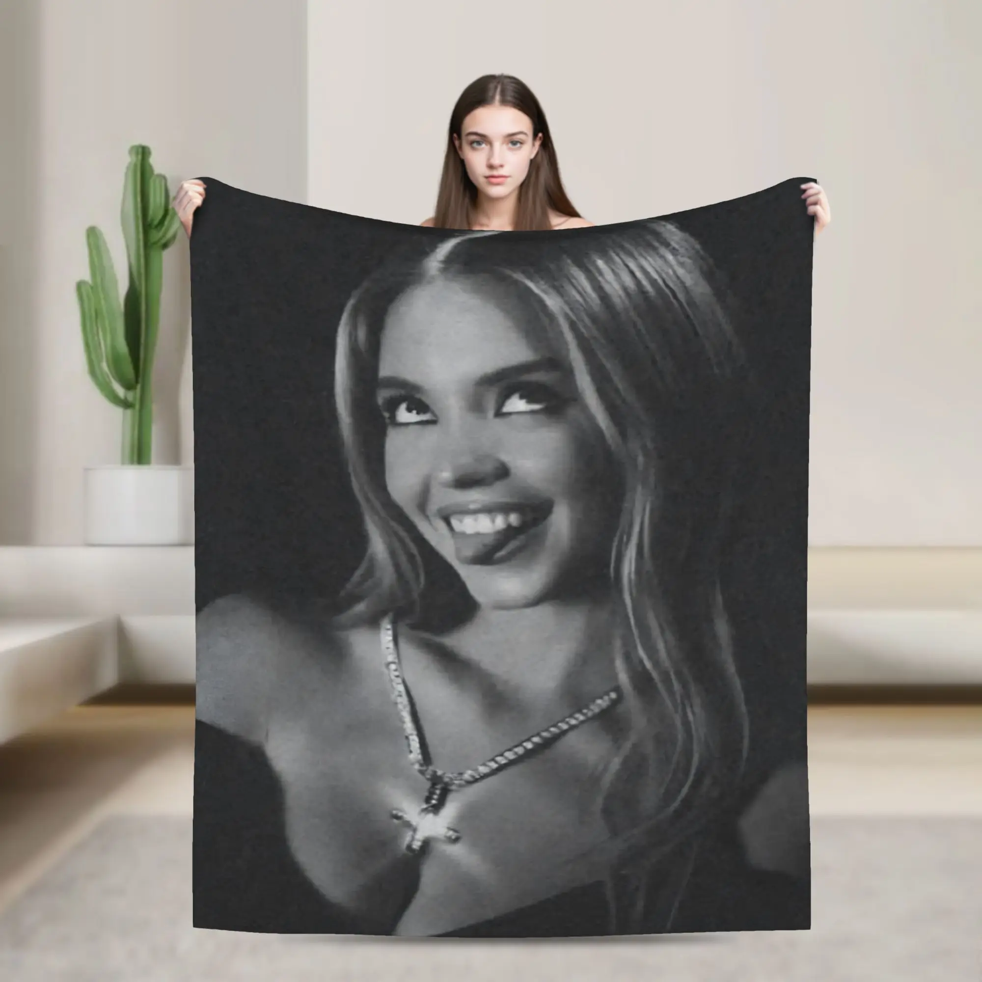 Soft Warm Blanket Camping Sydney Sweeney American Actress Photo Pattern Bedding Throws Flannel Bedspread For Bedroom Sofa Cover