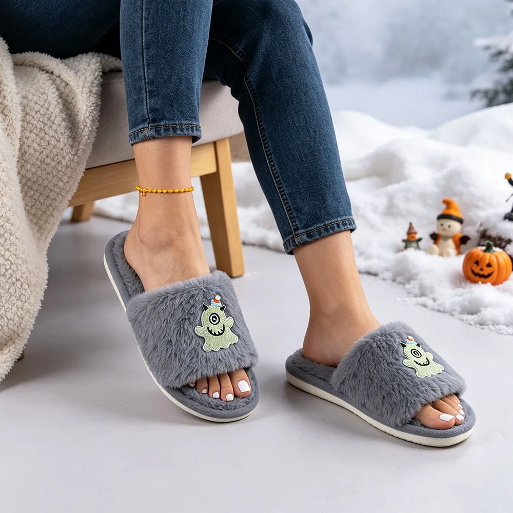 New Arrival Fashion Cozy Halloween Women Fur Slides Lightweight Flat Heel Open Toe Ghost Embroidery Indoor Home Shoes