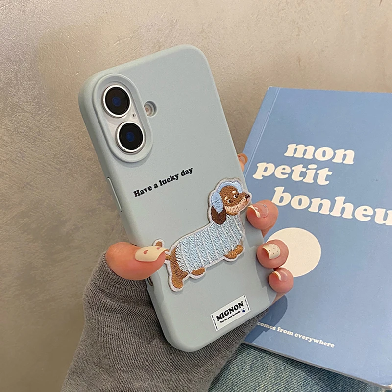 Cartoon Cute Embroidered Sausage Puppy Case For iPhone 16 Pro Max 15 13 14 12 16 Plus Lovely Dog Soft TPU Back Cover