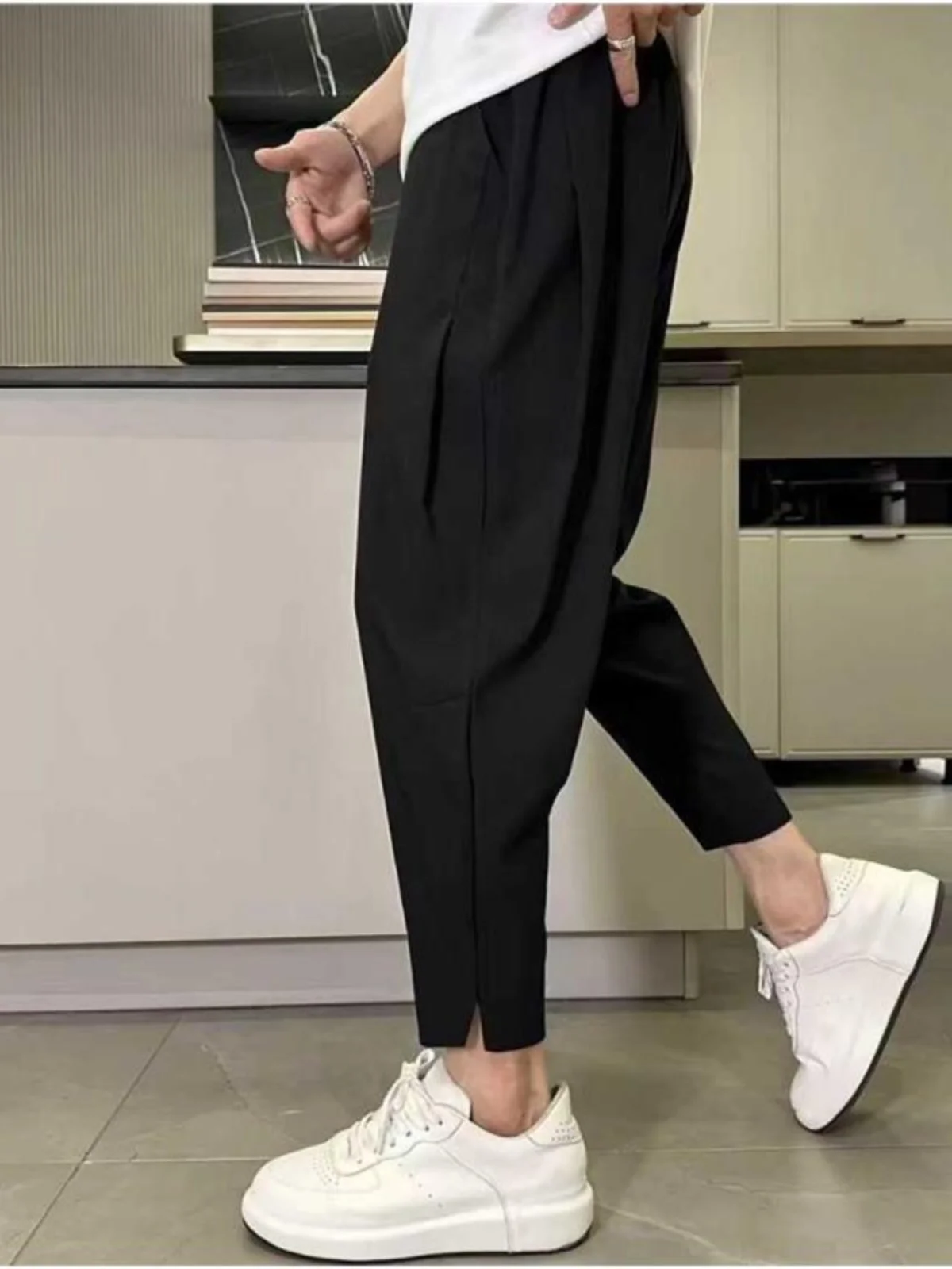 

Men's Summer Ice Silk Qui Dry Nine-Foot Loose Fit Casual Pants Lightweight Breathable Faionable Trousers Elastic Waist