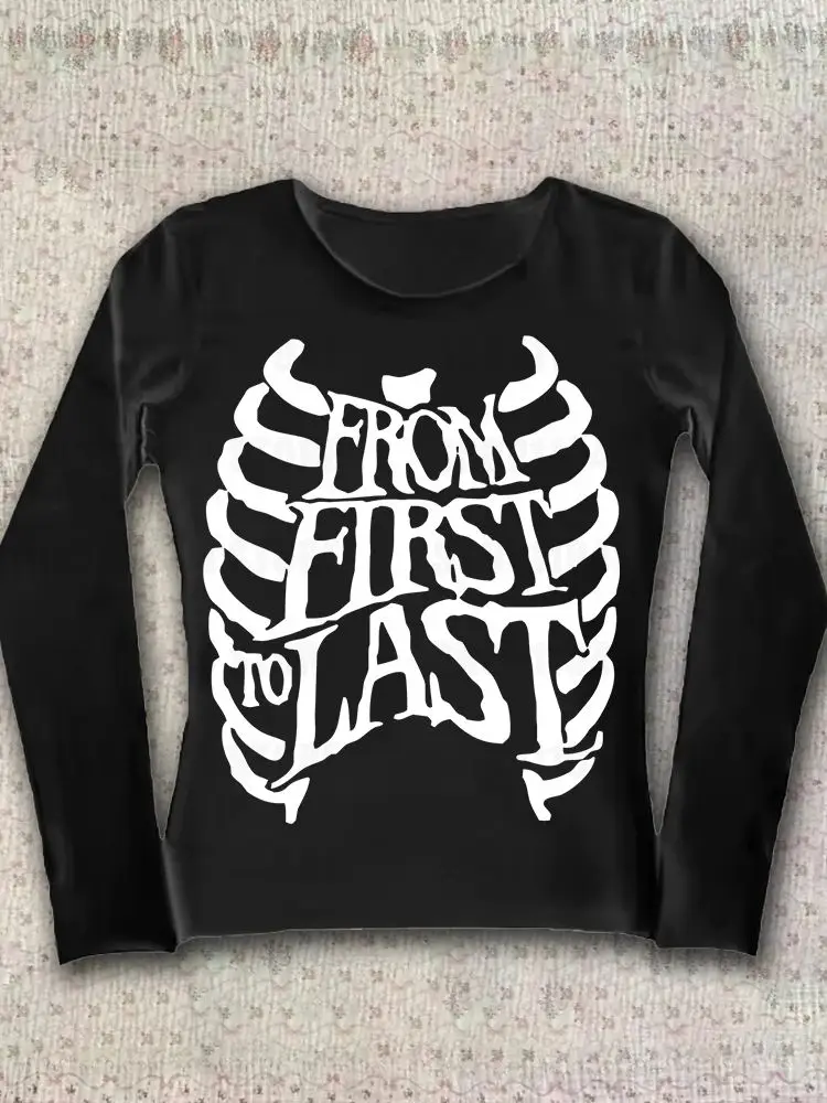 ريترو موضة إلكتروني نمط بأكمام طويلة عادية 90s طباعة Y2K توب روك القوطية الجمالية الشرير عادية سلم المرأة س الرقبة تي شيرت