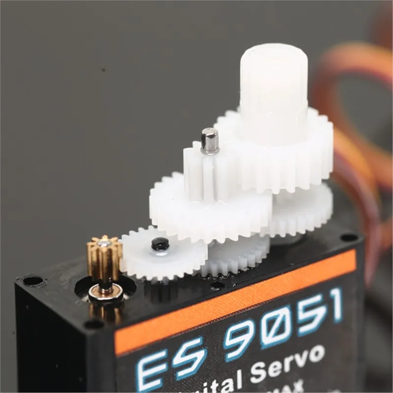 

EMAX Servos High Sensitive 4.3g ES9051 4pcs/lot 100% Original Mini Digital Servo 0.8kg Torque for EPP 3D F3P Airplane RC Model