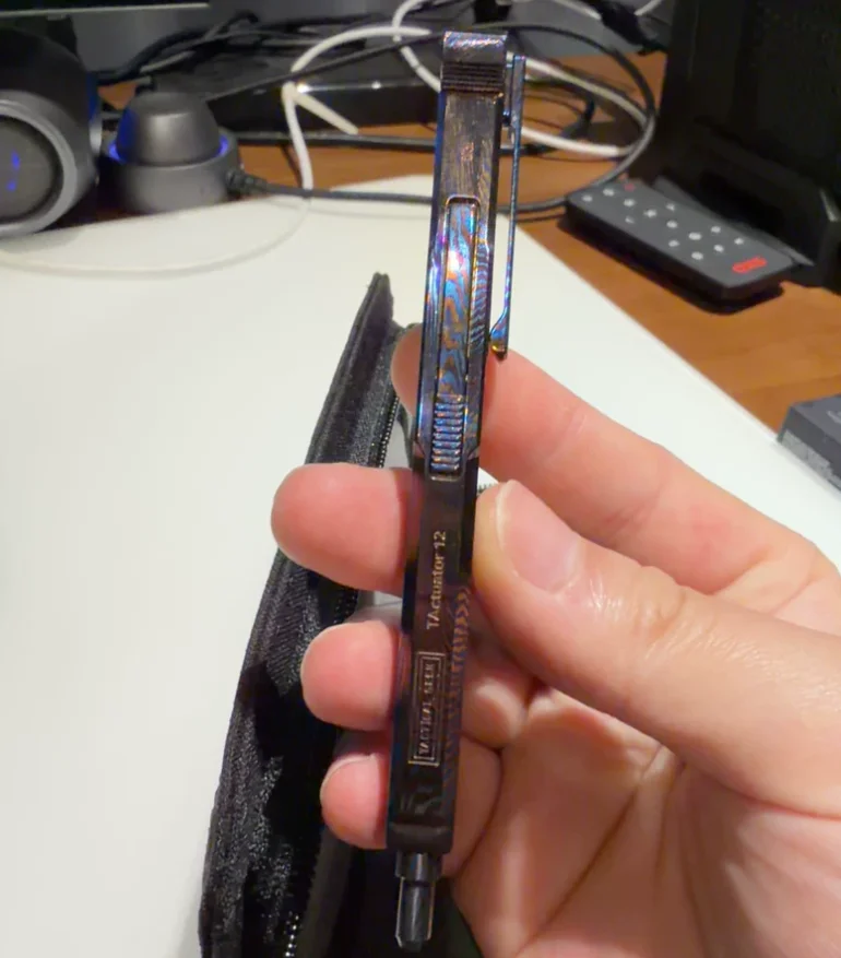 Used EDC Mechanical pen titanium alloy fitget decompression toy