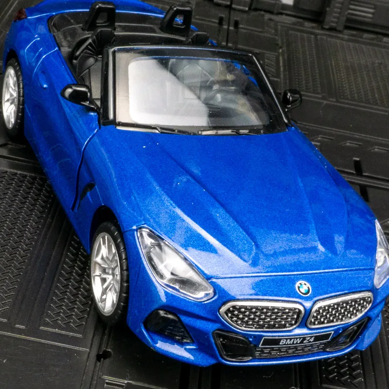1:30 BMW Z4 M40i modelo de carro conversível acústico-óptico infantil puxar para trás brinquedo liga modelo de carro decoração presente fino acabamento