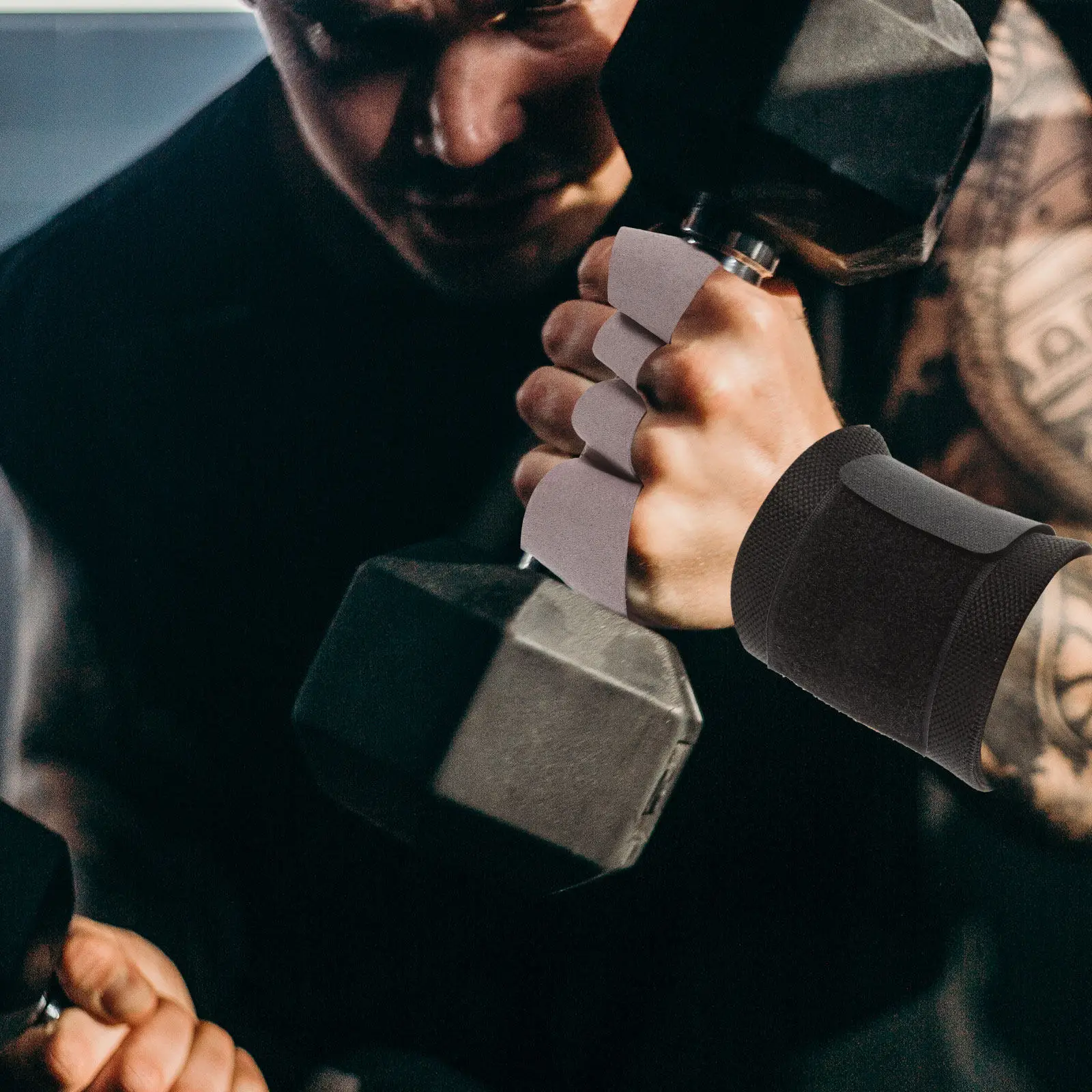 

1 пара перчаток для тренажерного зала, прочные дышащие противоскользящие перчатки с противоскользящим покрытием для поднятия тяжестей, для мужчин и женщин, для фитнес-тренировок