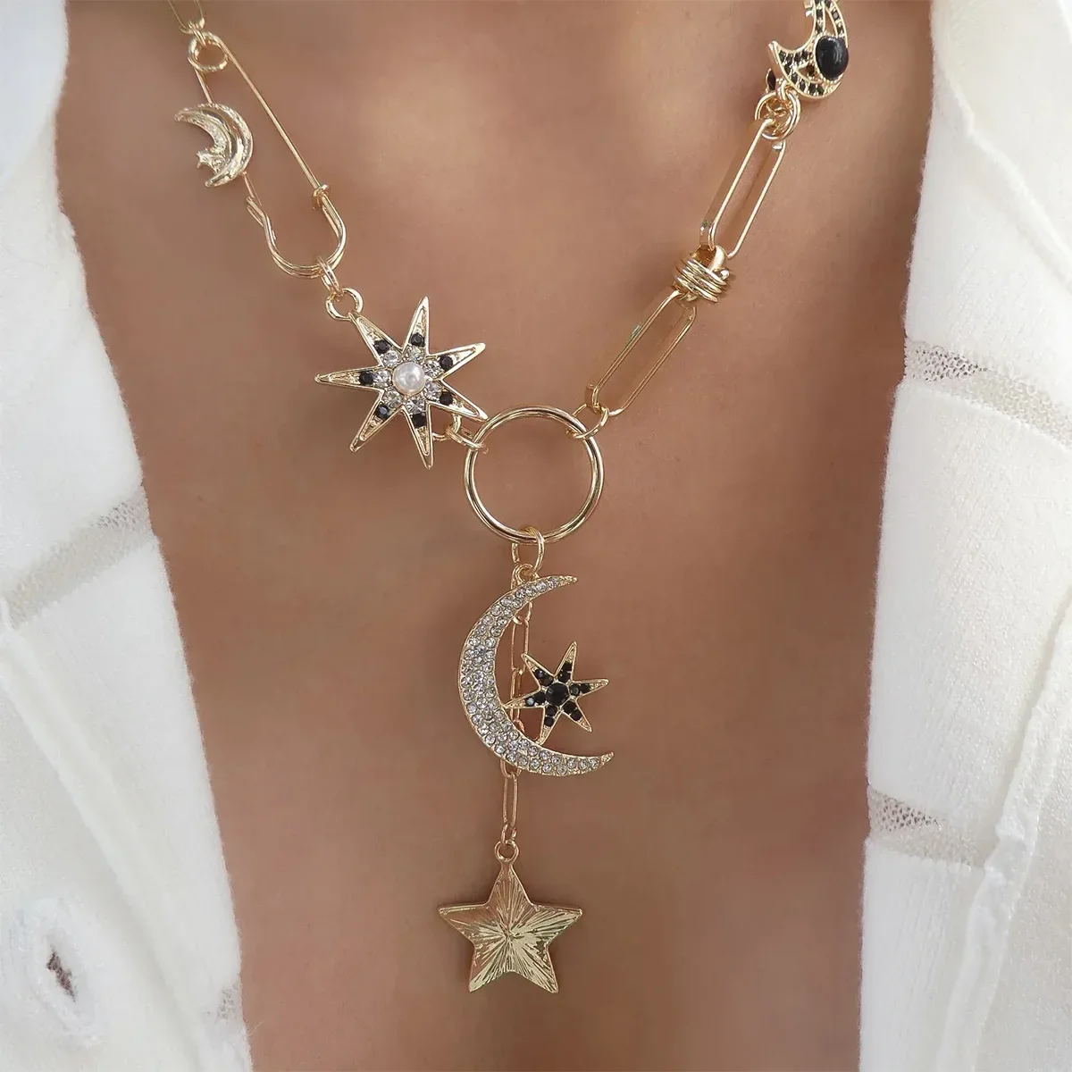 

Women's Necklace Accessory Cross-Border Star Moon Pendant Fashionable Luxury Clasp Zinc Alloy Constellation Charm Chain