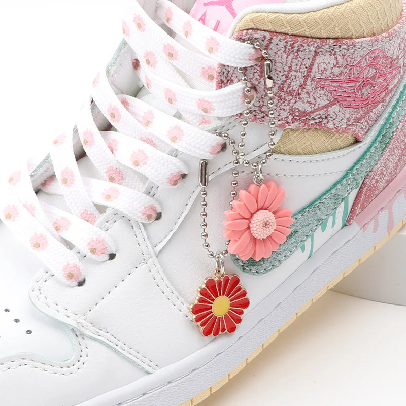 

Cream Daisy Shoe Chain Shoelaces Decoration Canvas Shoes Sneakers Flowers Accessories Shoelace Buckles DIY Decorative 1 PCS