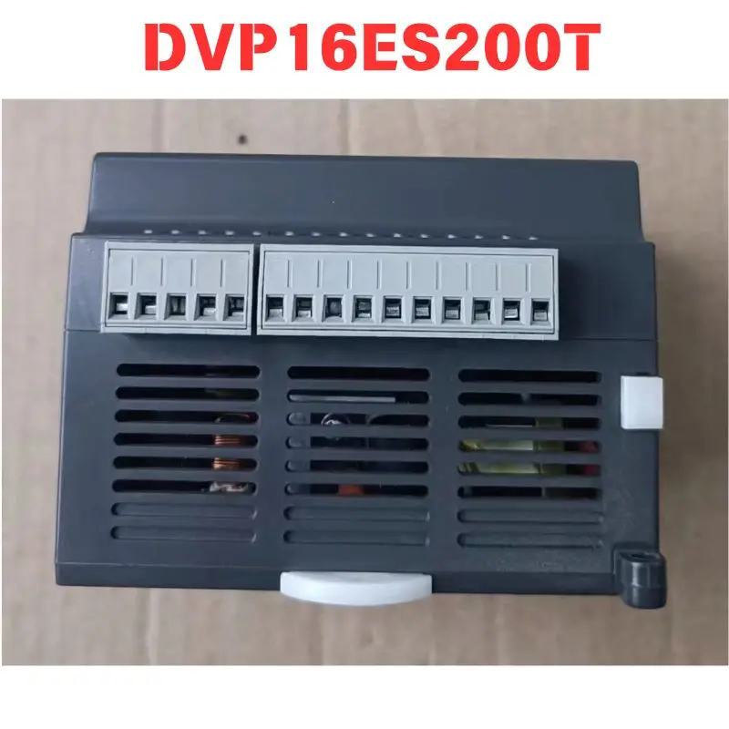 Used OEM disassembled parts DVP16ES200T PLC controller Functional test OK Fast delivery