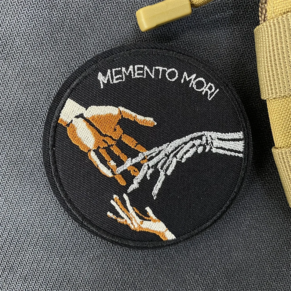 Memento Mori Patches Embroidery Tactical Morale Badge Death Skull Finger Personalized Military Armband Backpack Clothes Stickers