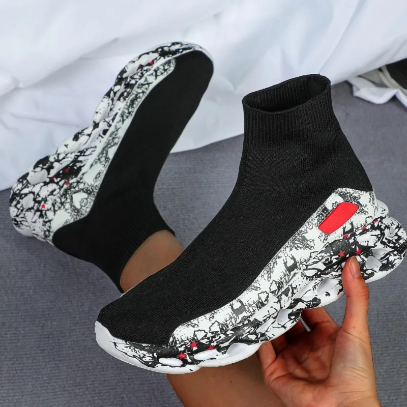 

Unisex Slip-on Casual Shoes Women Sneakers Stretch Knitted Fabrics Socks Shoes Fashion Openwork Cushion Thick Sole Walking Shoes
