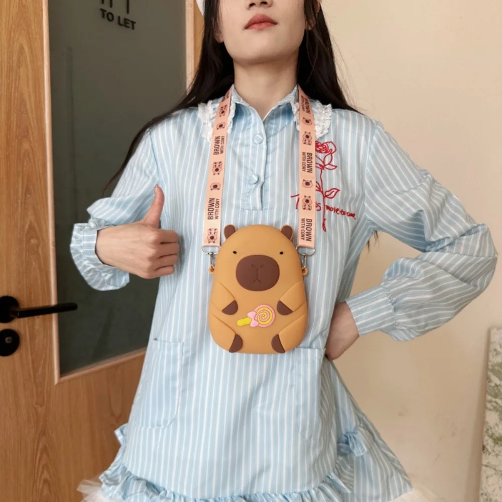 

Fashion Cartoon Capybara Coin Purse Cute Mini Silicone Shoulder Bag Portable Wallet Small Item Bag Girls