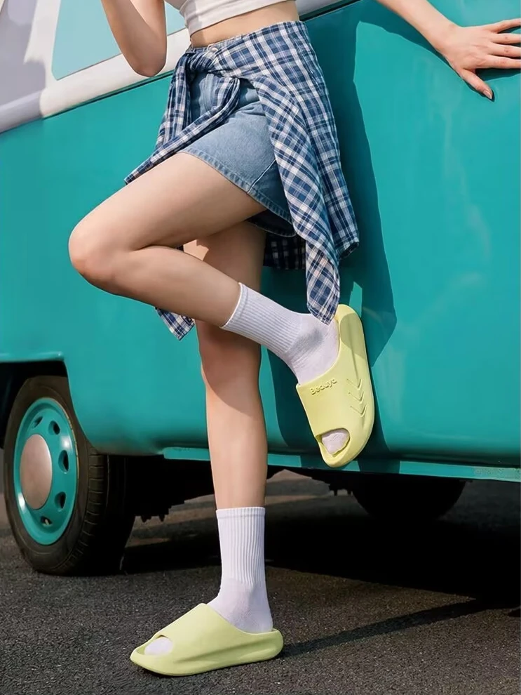 

Thick soled EVA slippers, odorless, thick soled, outdoor, with a sense of stepping on feces, anti slip, beach, and cool slippers