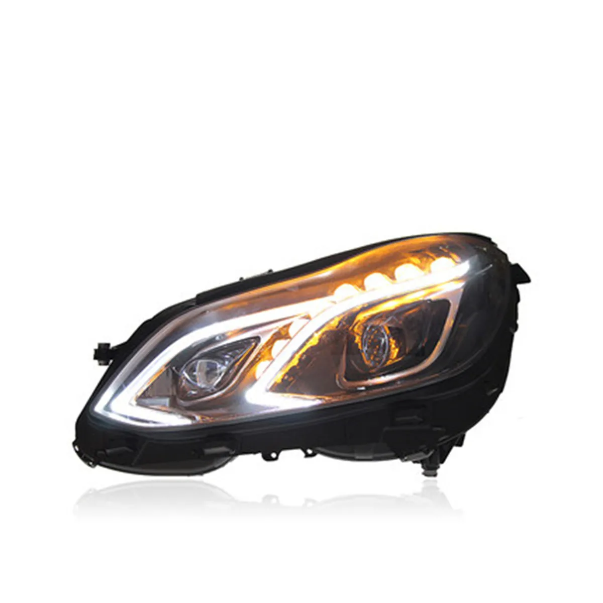 

LED Headlight For Mercedes-Benz E class W212 E200 E260 10-15 DRL Daytime running light Dynamic Turn Signal With Projector Lens