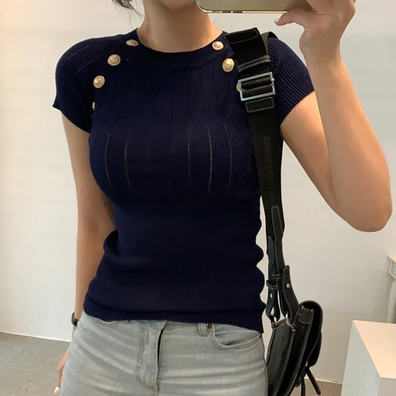 Camisola de malha fina camisola feminina verão o pescoço casual botão suéteres feminino sólido elegante manga curta topos femme