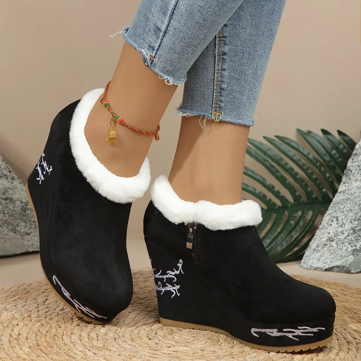 Women Wedges Shoes2024 New Thick Plush Embroidery Retro High Heel Shoes Women Round Toe Keep Warm Side Zip Wedges Platform Shoes