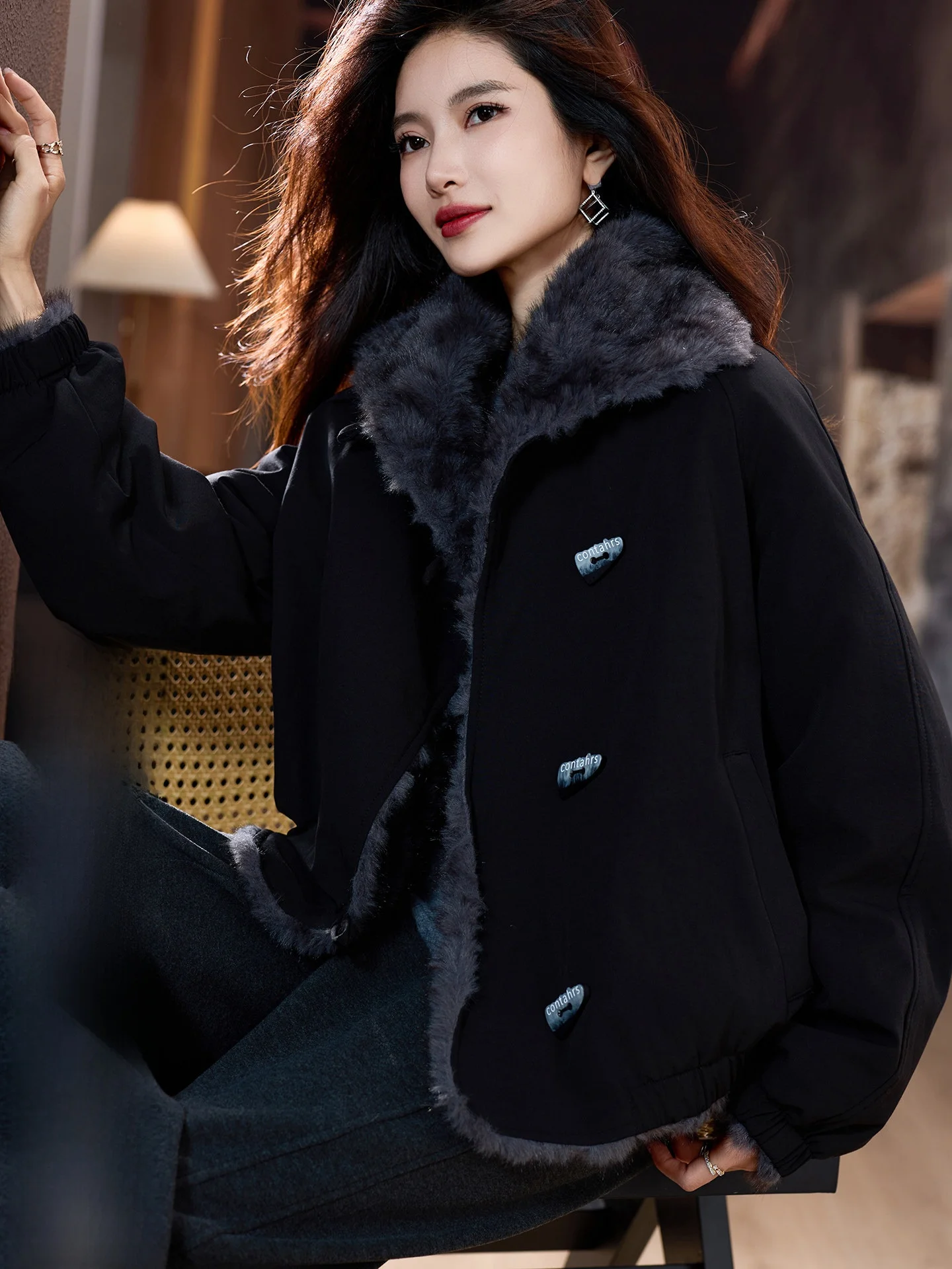 

Thiened Plu Jaet Women's Street Sle Loose Fit Coat Button Design Long Sve Bla Fur Outerwear Winter New Arrival