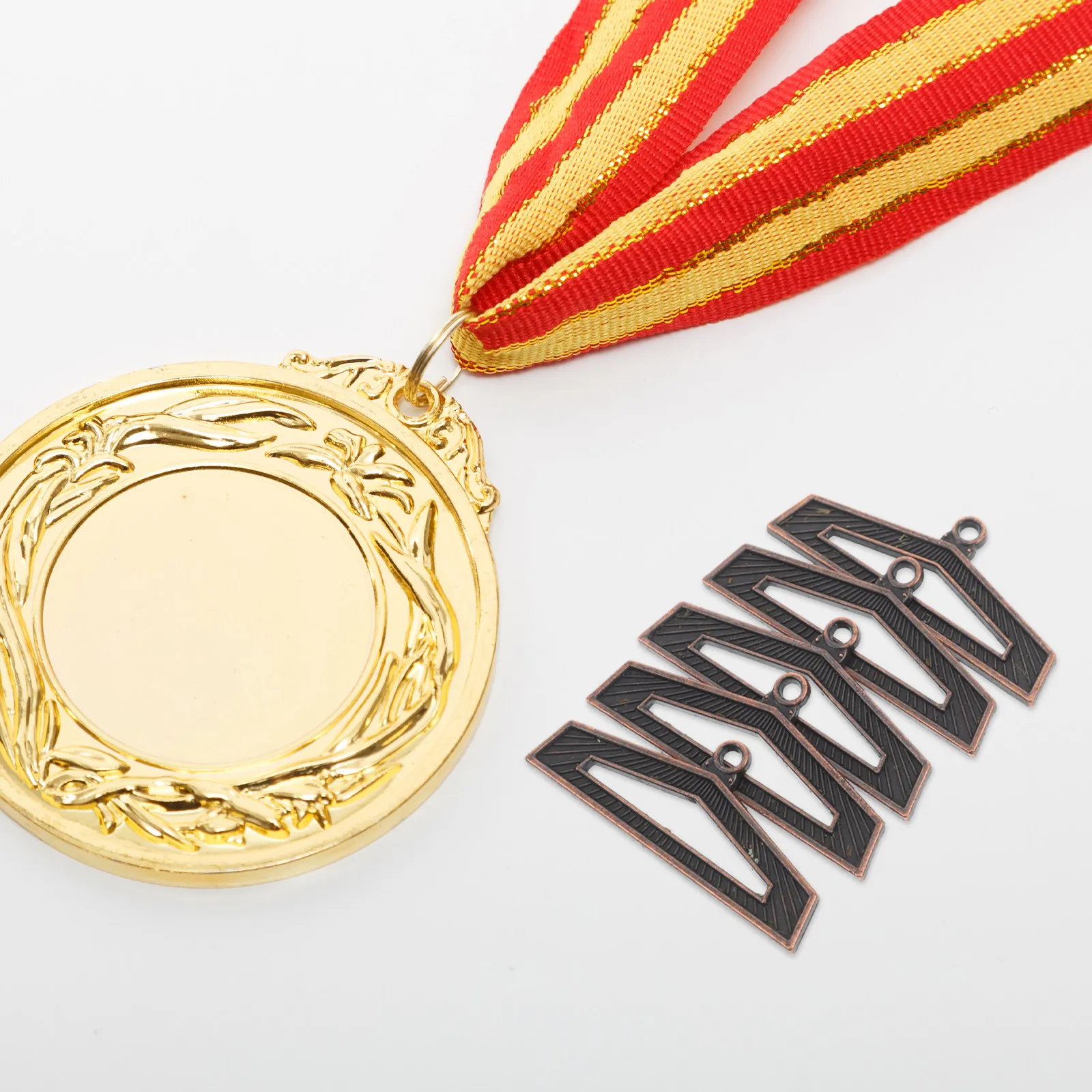 10Pcs Metal Ribbon Buckle Horizontal Aesthetic Medal Display Holder Secure Attachment for Race Medal Wall Hanger Trophy Shelf