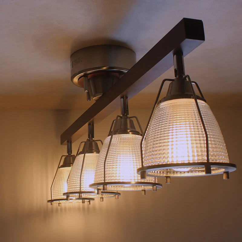 Industrial retro round solid wood glass 4-head ceiling light, dining room, living room, caf é light