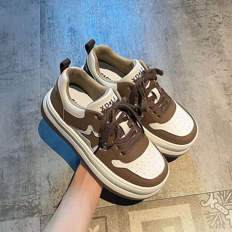 Vintage Platform Sneakers 2023 Spring Women\'s Sports Shoes Casual Flats Kawaii Black Brown Tennis Female Harajuku Vulcanize