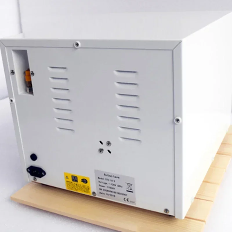 معقم المختبر الطبي 18L 220V1100W ارتفاع درجة الحرارة/الضغط خزانة التطهير لجمال الحيوانات الأليفة آلة تعقيم الأسنان