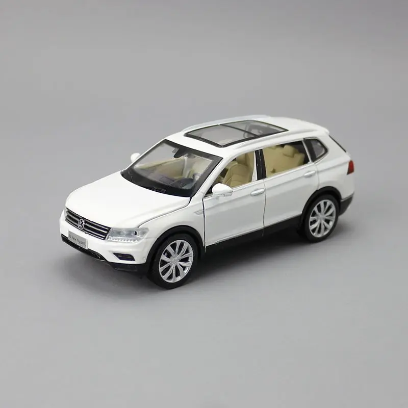 1:32 Volkswagen Tiguan L SUV High Simulation Diecast Metal Alloy Model car Sound Light Pull Back Collection Kids Toy Gifts