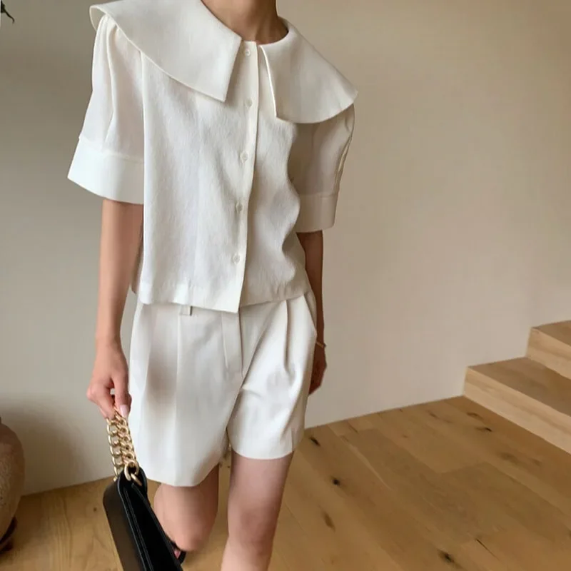 2023 Autumn Retro Big Lapel Ladies Tops Summer Personality Short Sleeve Loose Shirt Women Blusas White Elegant Button Up Blouse