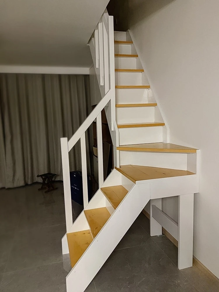 Integral stairs, duplex solid wood stairs, household integral corner wooden ladders