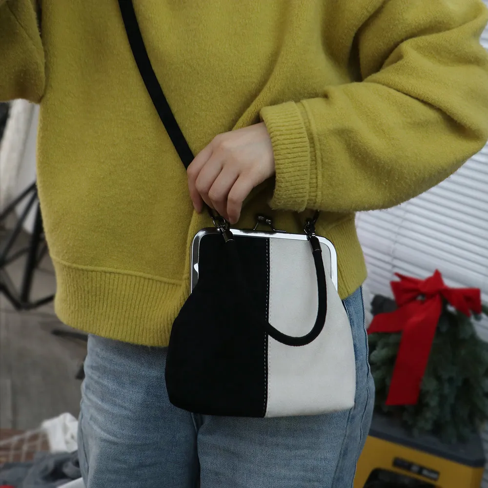 

Large Capacity Retro Frosted Handbag PU Kiss Lock Leather Crossbody Bag Short Handle Clip Closure Clutch Shoulder Bag