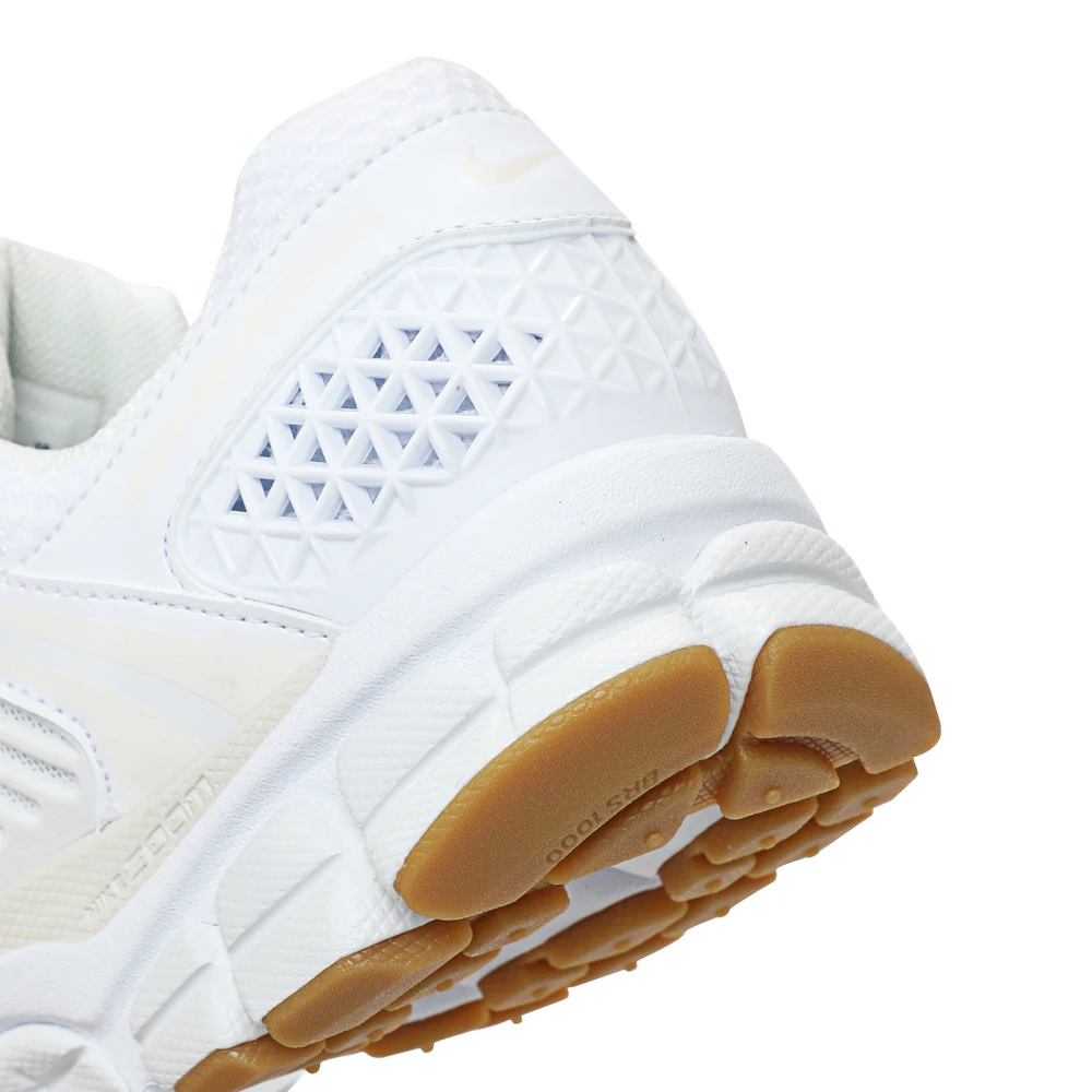 NIKE 2025 Wanita W NIKE ZOOM VOMERO 5 Sepatu Olahraga Kasual FJ2028-104